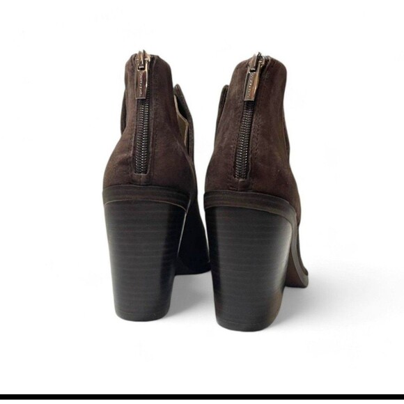 Vince Camuto Gigietta Brown Suede Bootie 8.5 - Picture 4 of 9